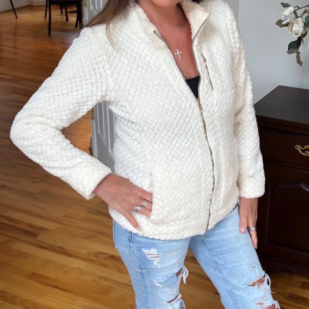 Fuzzy Cream colored Jacket Size small